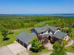 08766 Dustin Ln, East Jordan, MI 49727