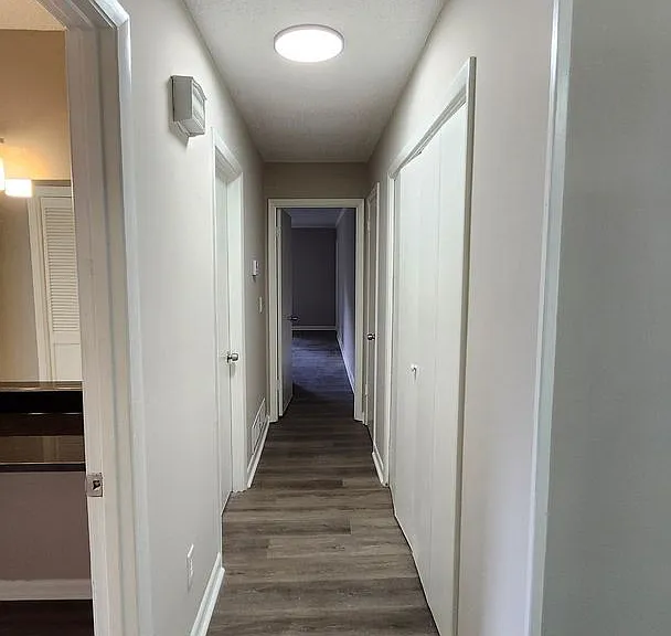 1007 Strawberry Ln — Photo 6