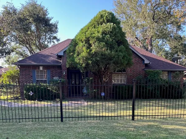 8538 Findlay St, Houston, TX 77017