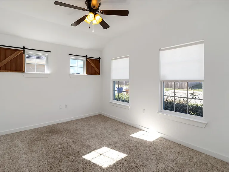 7407 Grenadine Bloom Bnd — Photo 14