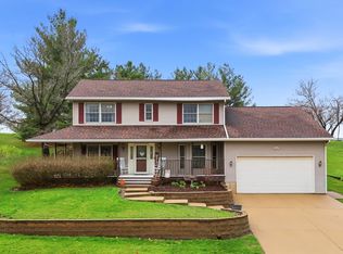 909 S Oakbrook Dr, Mount Pleasant, IA