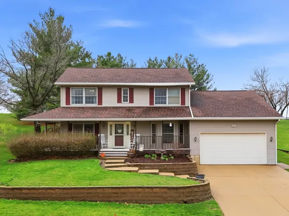909 S Oakbrook Dr, Mount Pleasant, IA 52641