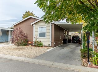 34 Clipper Ln, Modesto, CA 95356