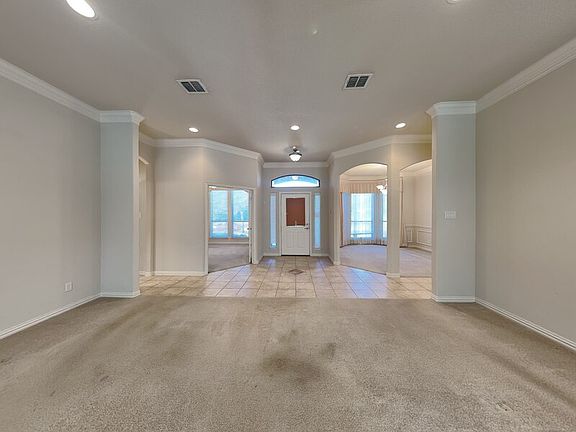 2nd image of 1026 Belmont Dr