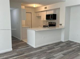 2123 Renaissance Blvd APT 305, Hollywood, FL 33025