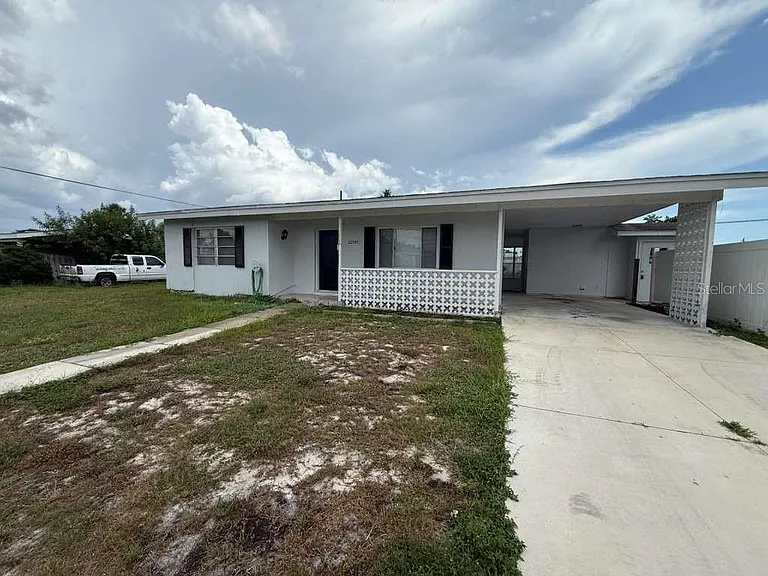22189 Laramore Ave — Photo 1