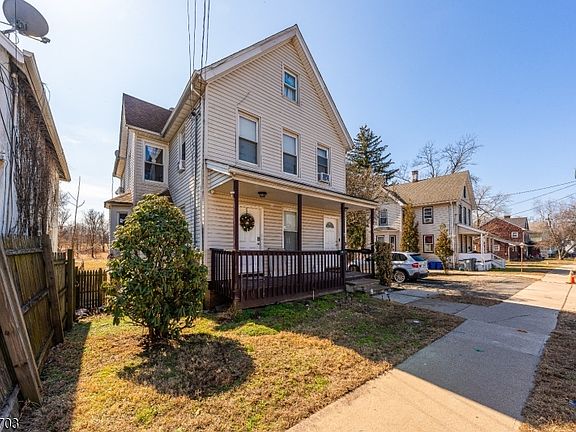 2nd image of 272 W. Main Street