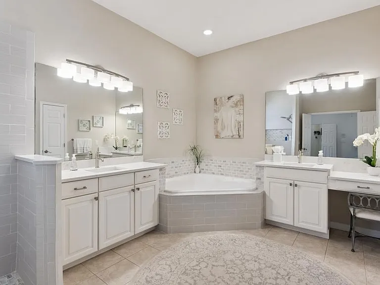 420 Park Lake Dr — Photo 7