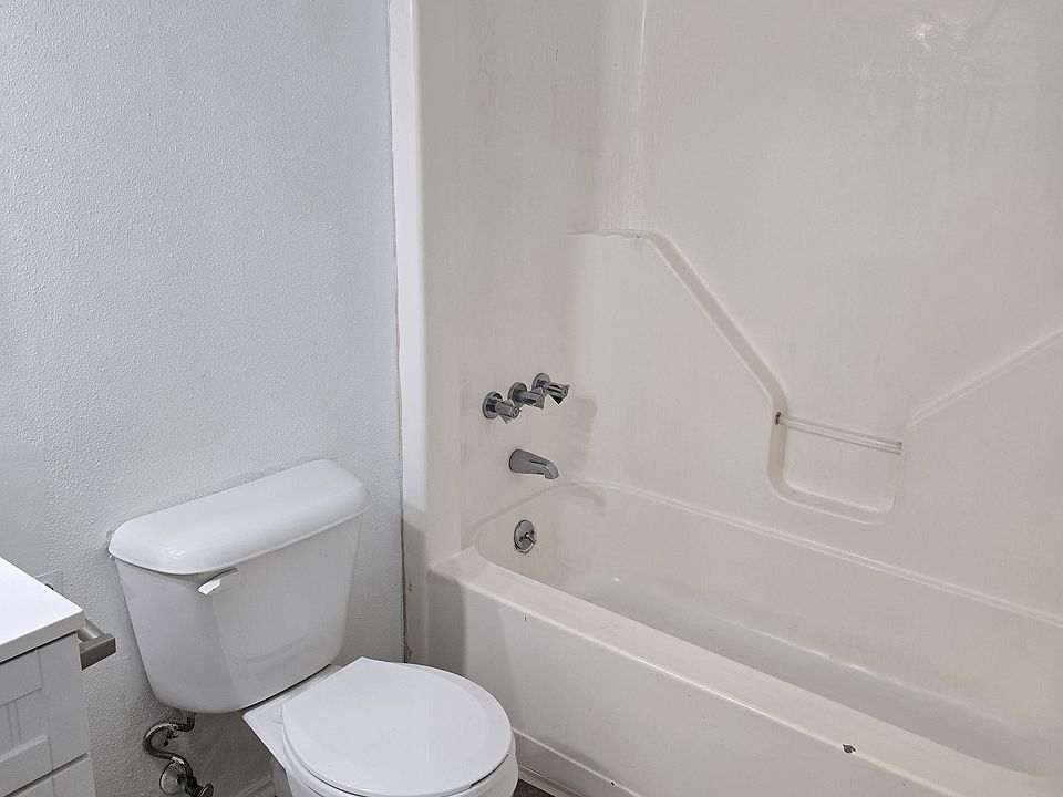 Upstairs bathroom