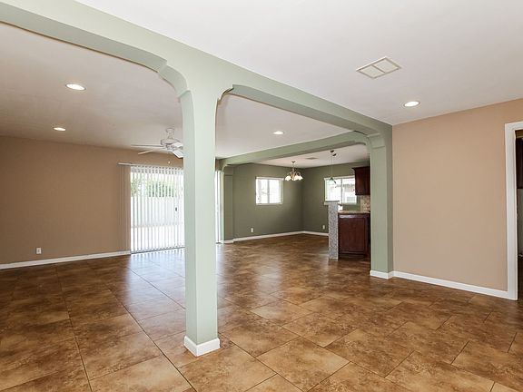 5th image of 1829 W Tonto Ln