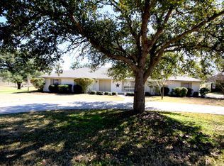 1201 Mill Creek Dr, Salado, TX 76571