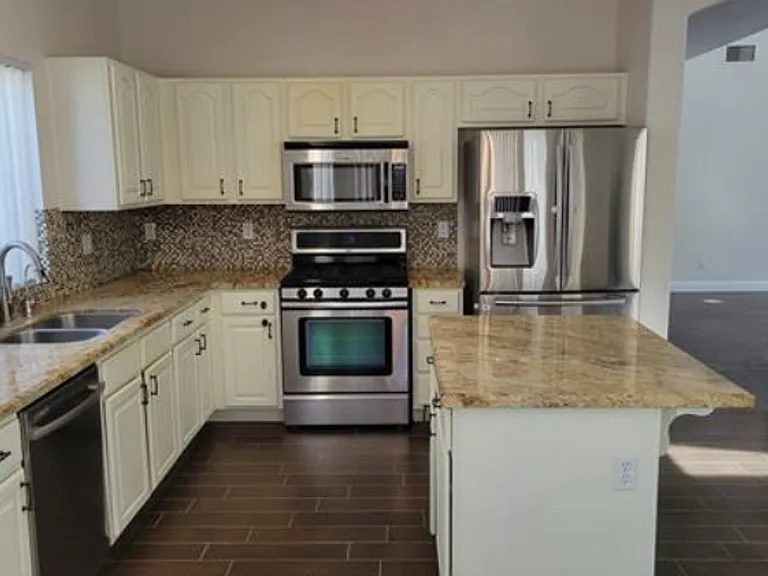10509 Horseshoe Falls Ct — Photo 2
