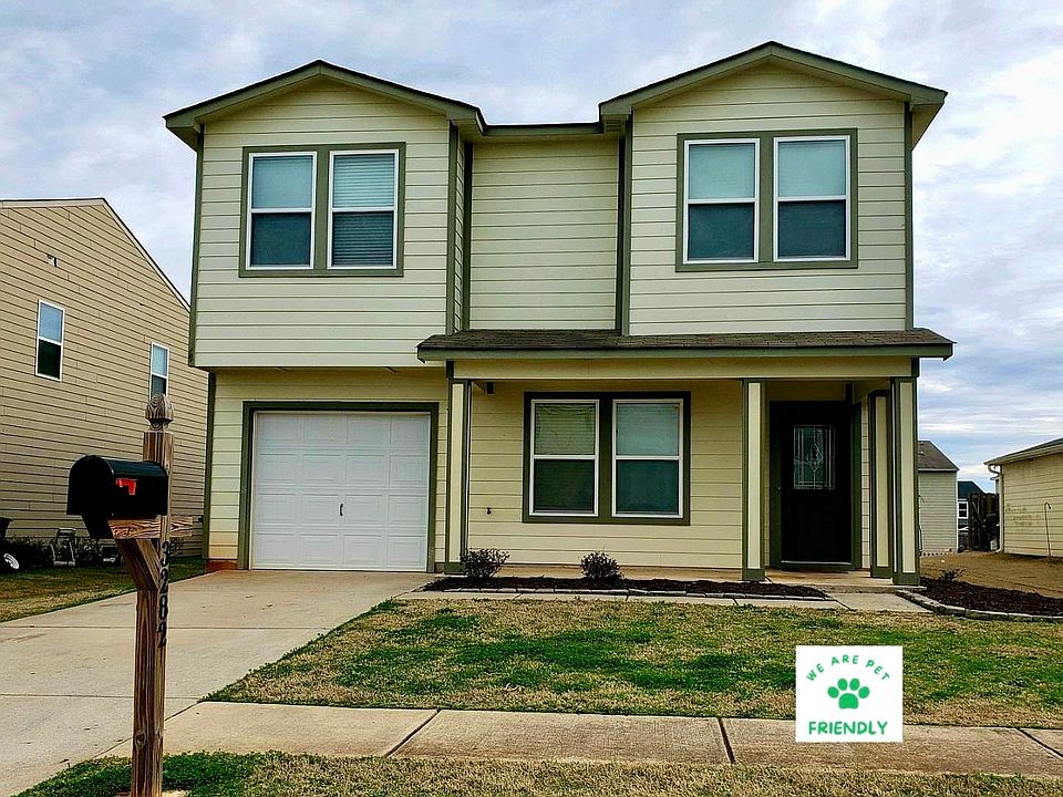 1st image of 3282 Avalon Lake Dr