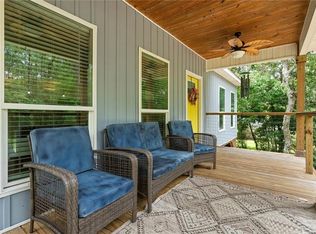 911 Lockenbie Pl, Dauphin Island, AL 36528