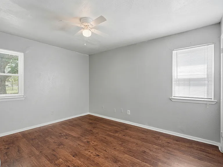 501 Rosewood Hills Dr — Photo 10