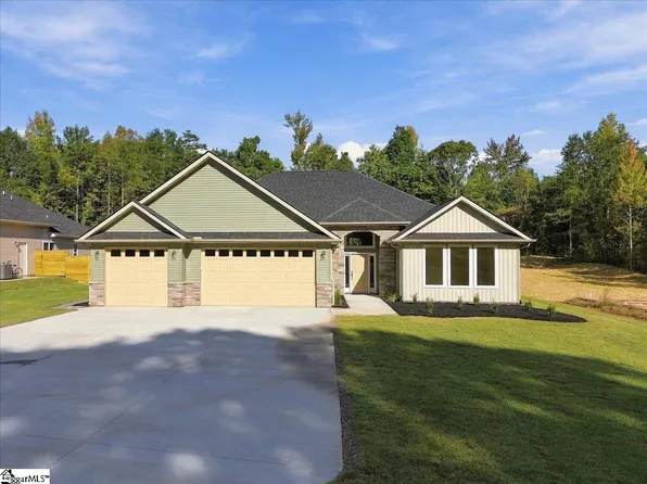 119 Jamison Rd, Travelers Rest, SC 29690