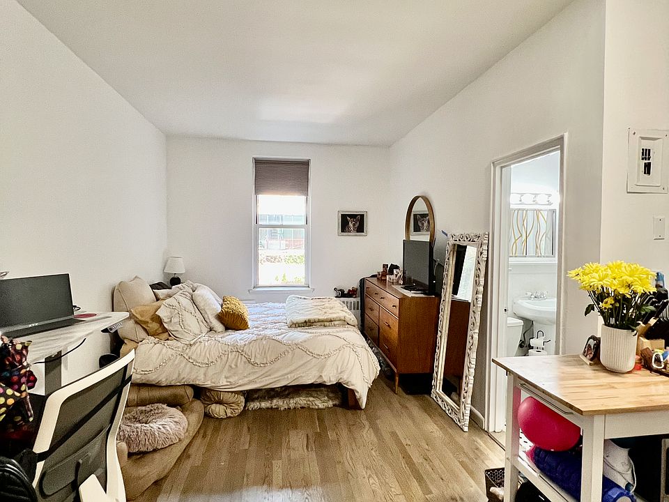 1st image of 343 W 21st St APT 2A