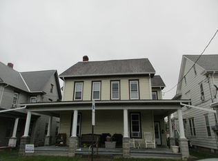 28 1/2 N Harrison St, Palmyra, PA 17078