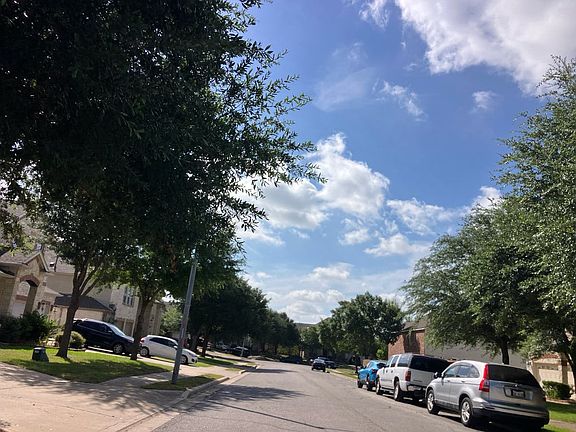 4th image of 1225 Laurel Oak Trl