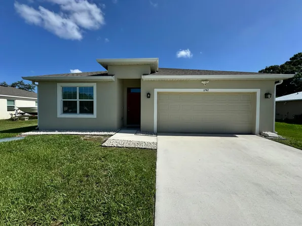 1742 SW Whipple Avenue, Port St Lucie, FL 34953