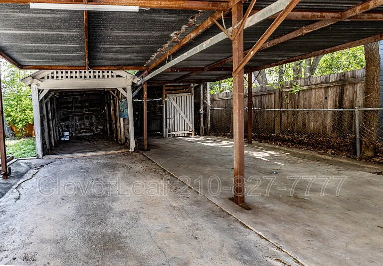 323 Barrera St — Photo 33