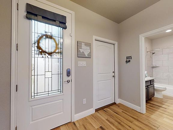 2nd image of 1419 Overshine Ln