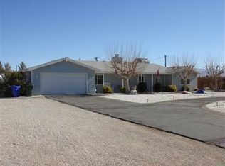 14243 Santee Rd, Apple Valley, CA 92307