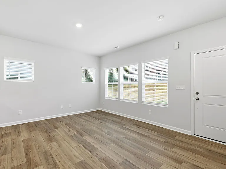 140 Silver Fir Ln — Photo 3