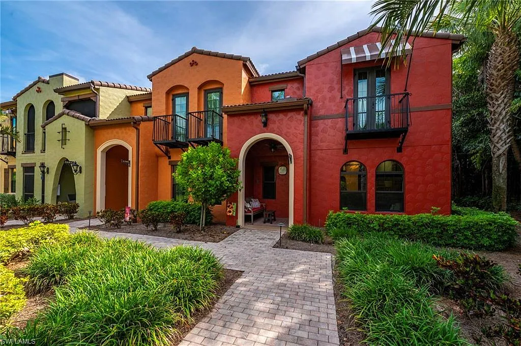 3 bed, 2.5 bath, 1715 sqft, $3,500 — Photo 3
