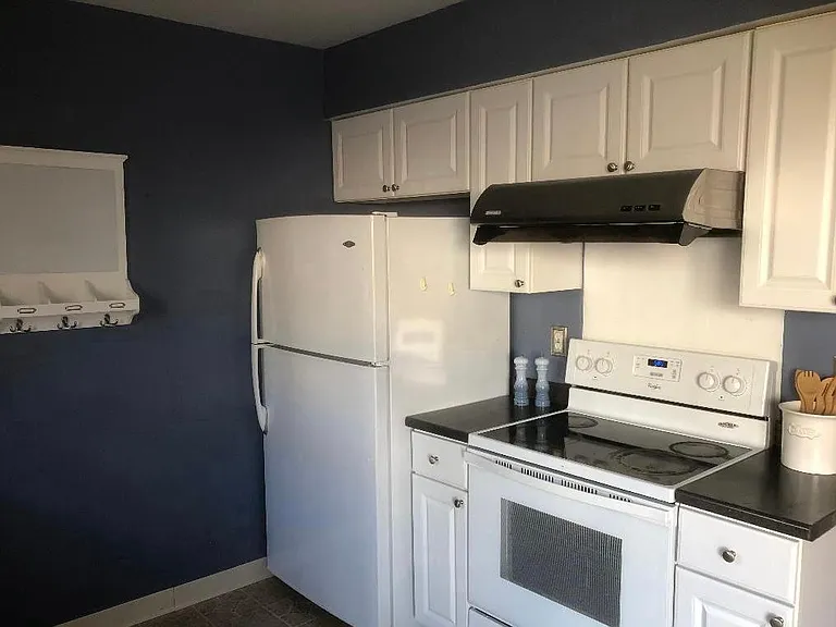 623 Candlestick Ln — Photo 8