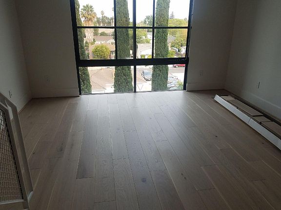 2nd image of 334 Santana Row Unit 0