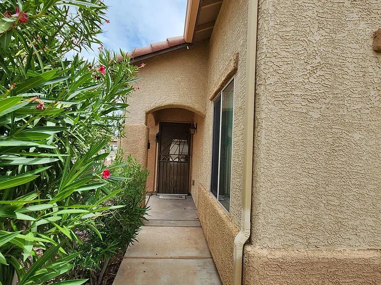 20943 E Frontier Rd — Photo 4