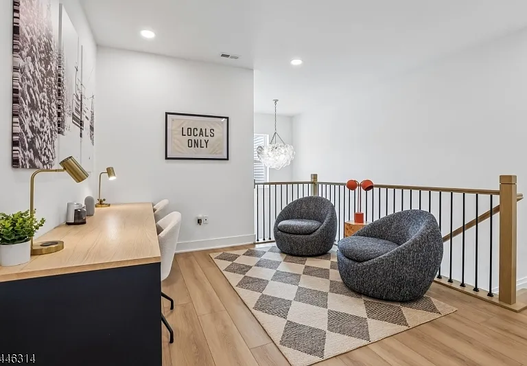 22 Flower Horn Blvd — Photo 21
