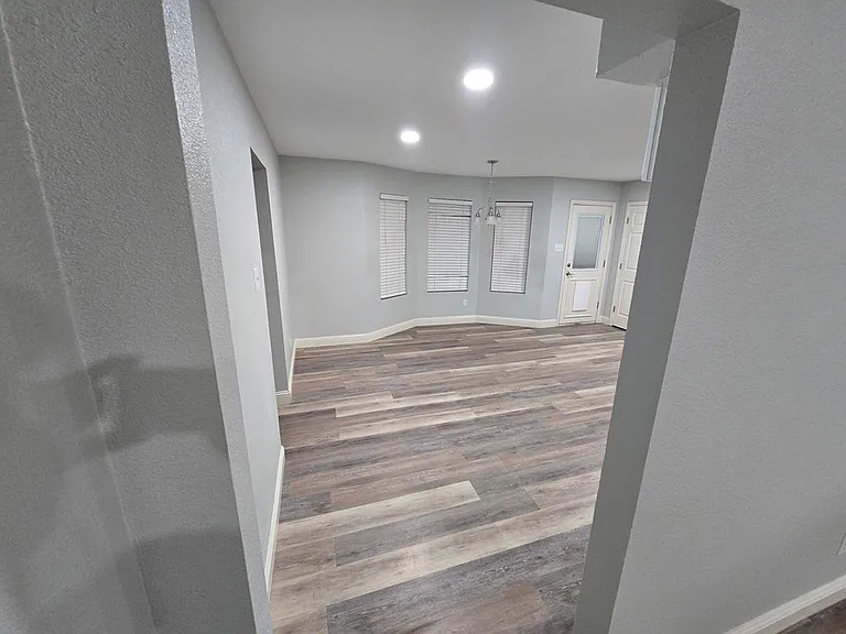 4732 Harvard Ave — Photo 8