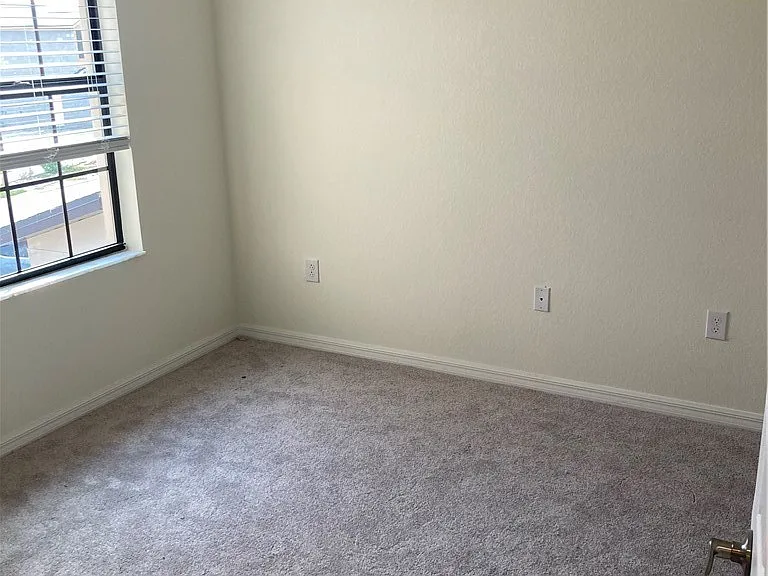 14032 Oviedo Pl — Photo 10