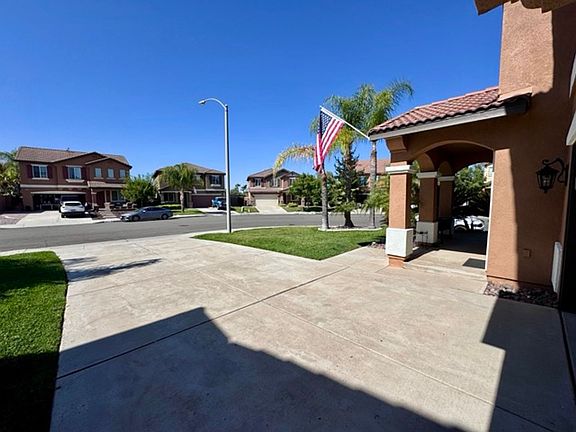 5th image of 31536 Whitedove Ln