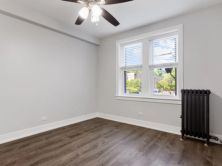 The 1521 Sherwin — Photo 36