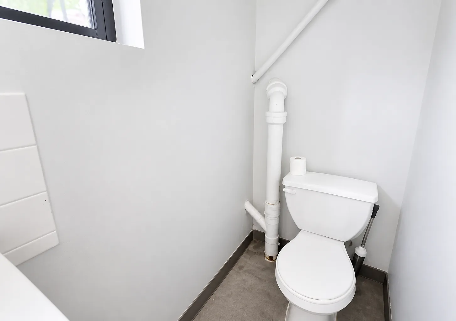 6 bed, $3,250 — Photo 4