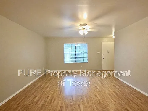 8508 Romney Rd Photo 1