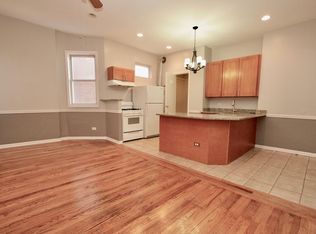 1839 W Cermak Rd #2R, Chicago, IL 60608