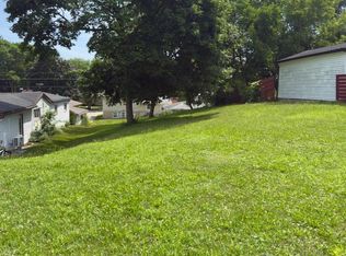 1005 Perry Ave, Racine, WI 53406