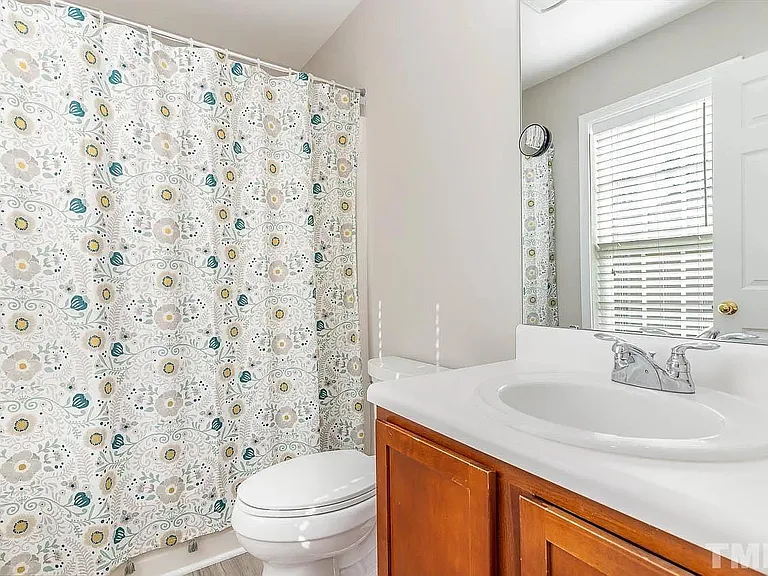2408 King Malcolm Ln — Photo 10