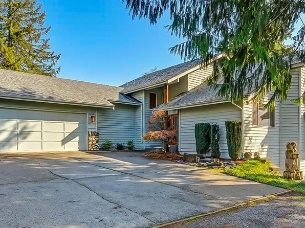 2710 Viewcrest Avenue, Everett, WA 98203