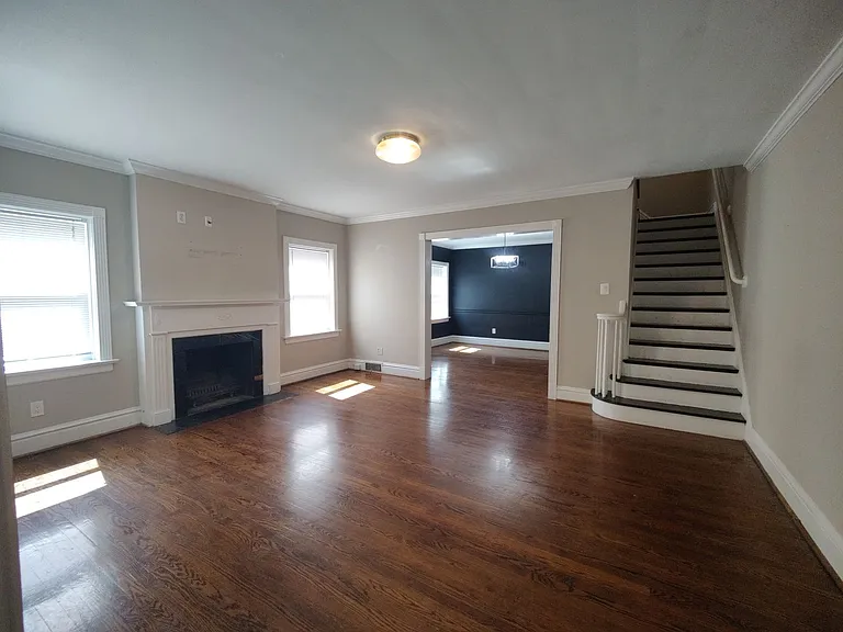 7924 Delmar Blvd — Photo 5