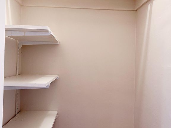 3rd image of 1210 Washington Ave APT F