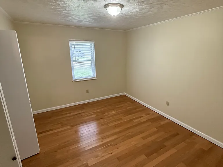 320 Port William Ln — Photo 15
