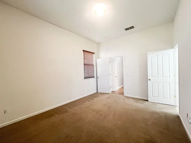 9721 Toscano Dr — Photo 31