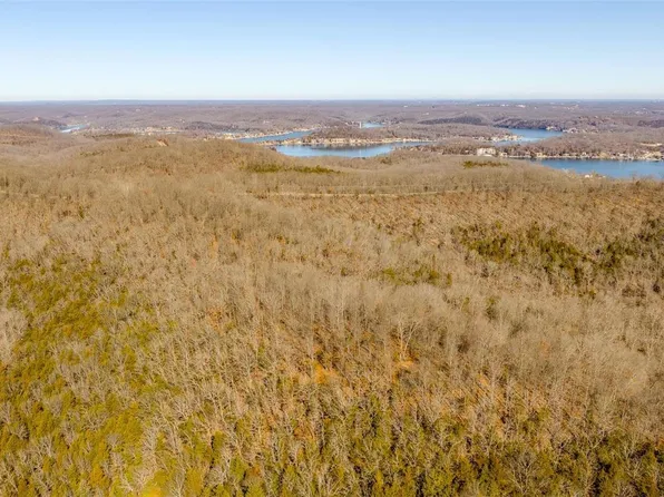 5 Maritime Ln, Roach, MO 65787