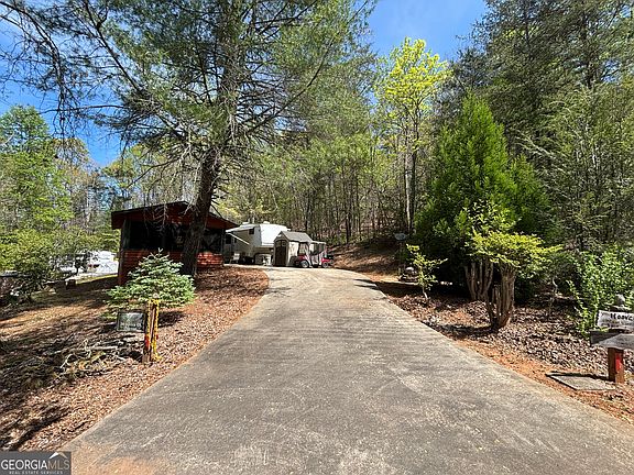 3rd image of 30 Valley Ct