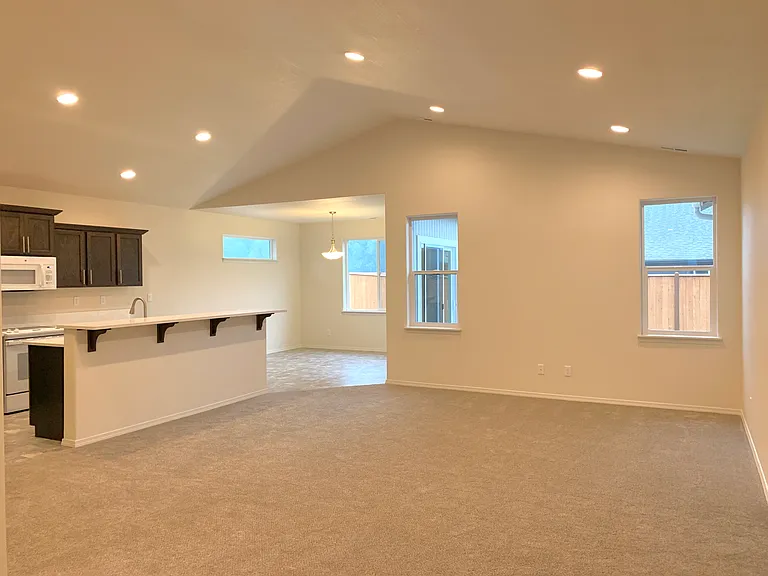 2417 Imperial Dr NW — Photo 16